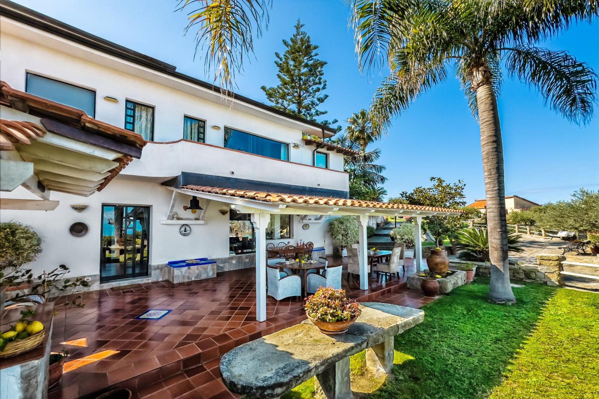 B&B Villa Bency Capo d'Orlando Exterior photo
